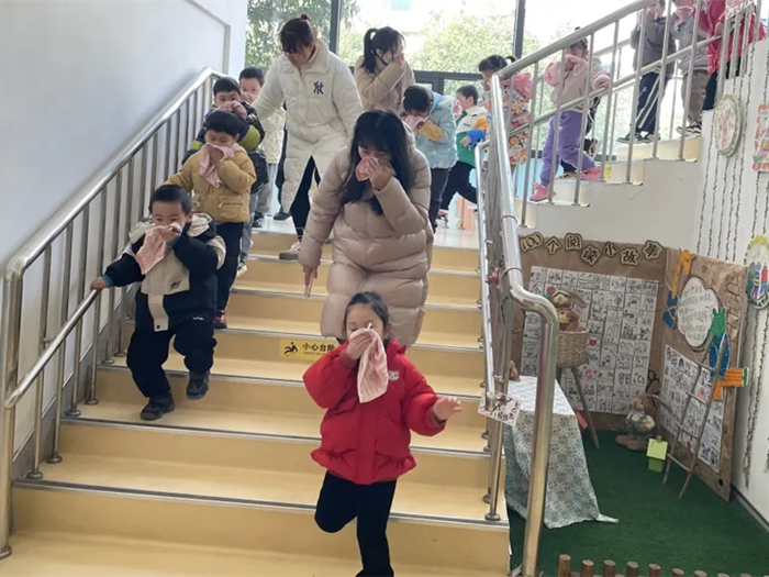 222.webp_副本.jpg